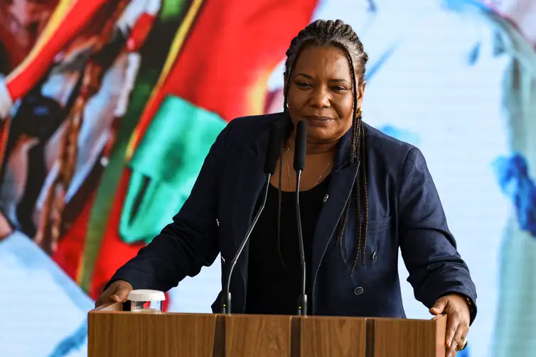 A ministra da Cultura, Margareth Menezes, durante cerim&ocirc;nia de envio do texto do novo Plano Nacional de Cultura ao Congresso Nacional. Foto Marcelo Camargo/Ag&ecirc;ncia Brasil