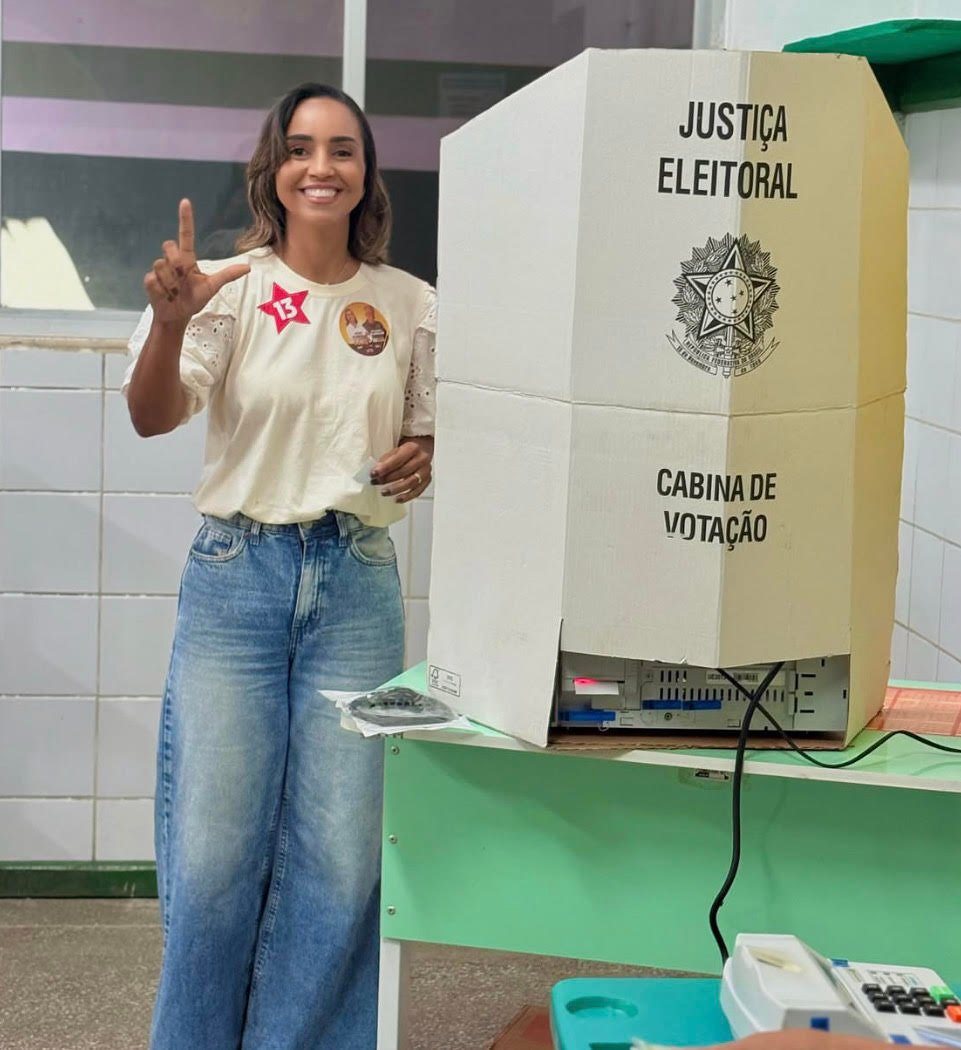 Josy Almeida estreia nas urnas com desempenho expressivo em Sim&otilde;es Filho e inaugura nome para novos desafios